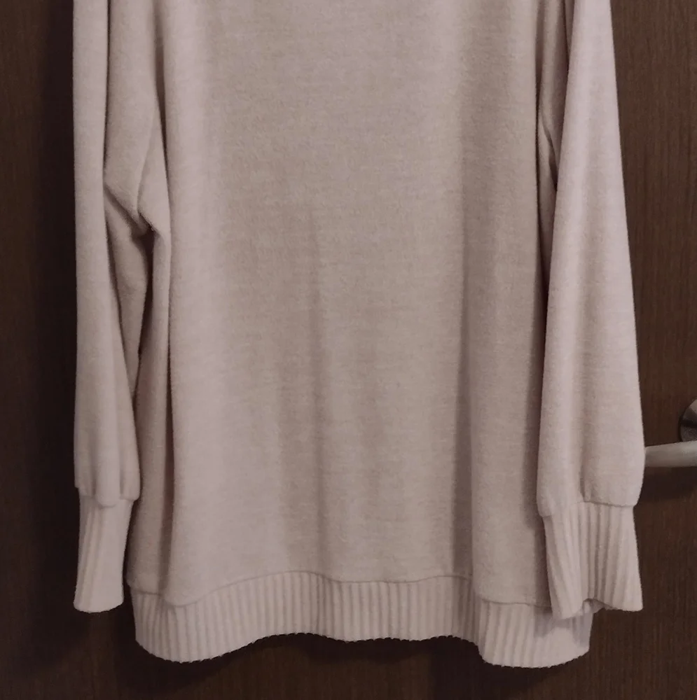 Torrid - Picture 4 of 4